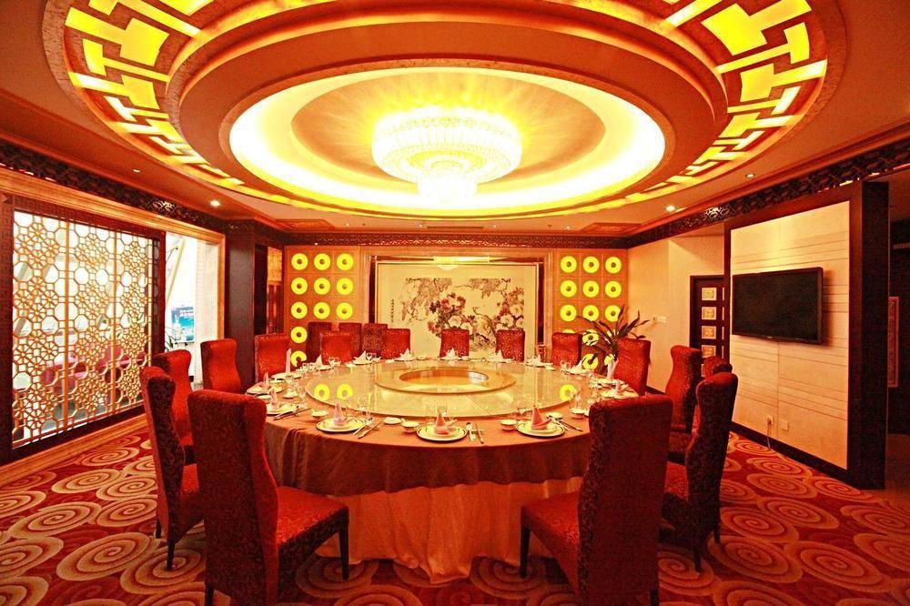 Weiselect Wanghu Hotel Куньмин Экстерьер фото