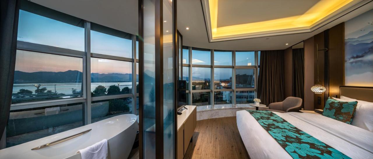 Weiselect Wanghu Hotel Куньмин Экстерьер фото